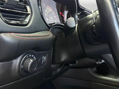 2025 Dodge Durango R/T   - Photo 17 - Lennox, CA 90304