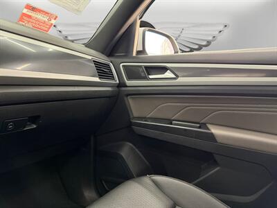 2021 Volkswagen Atlas Cross Sport 3.6L V6 SE w/Technology R-Line - Photo 25 - Lennox, CA 90304