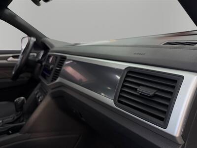 2021 Volkswagen Atlas Cross Sport 3.6L V6 SE w/Technology R-Line - Photo 18 - Lennox, CA 90304