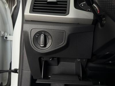2021 Volkswagen Atlas Cross Sport 3.6L V6 SE w/Technology R-Line - Photo 27 - Lennox, CA 90304