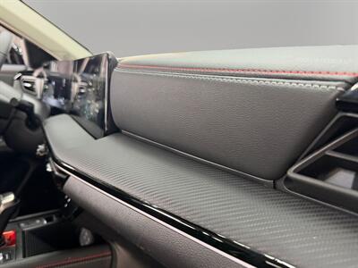 2025 Nissan Kicks SR   - Photo 18 - Lennox, CA 90304