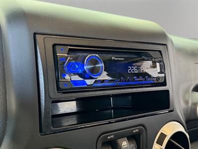 2017 Jeep Wrangler Unlimited Sahara   - Photo 26 - Lennox, CA 90304