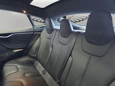 2016 Tesla Model S 90D   - Photo 18 - Lennox, CA 90304