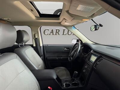 2016 Ford Flex SEL   - Photo 14 - Lennox, CA 90304