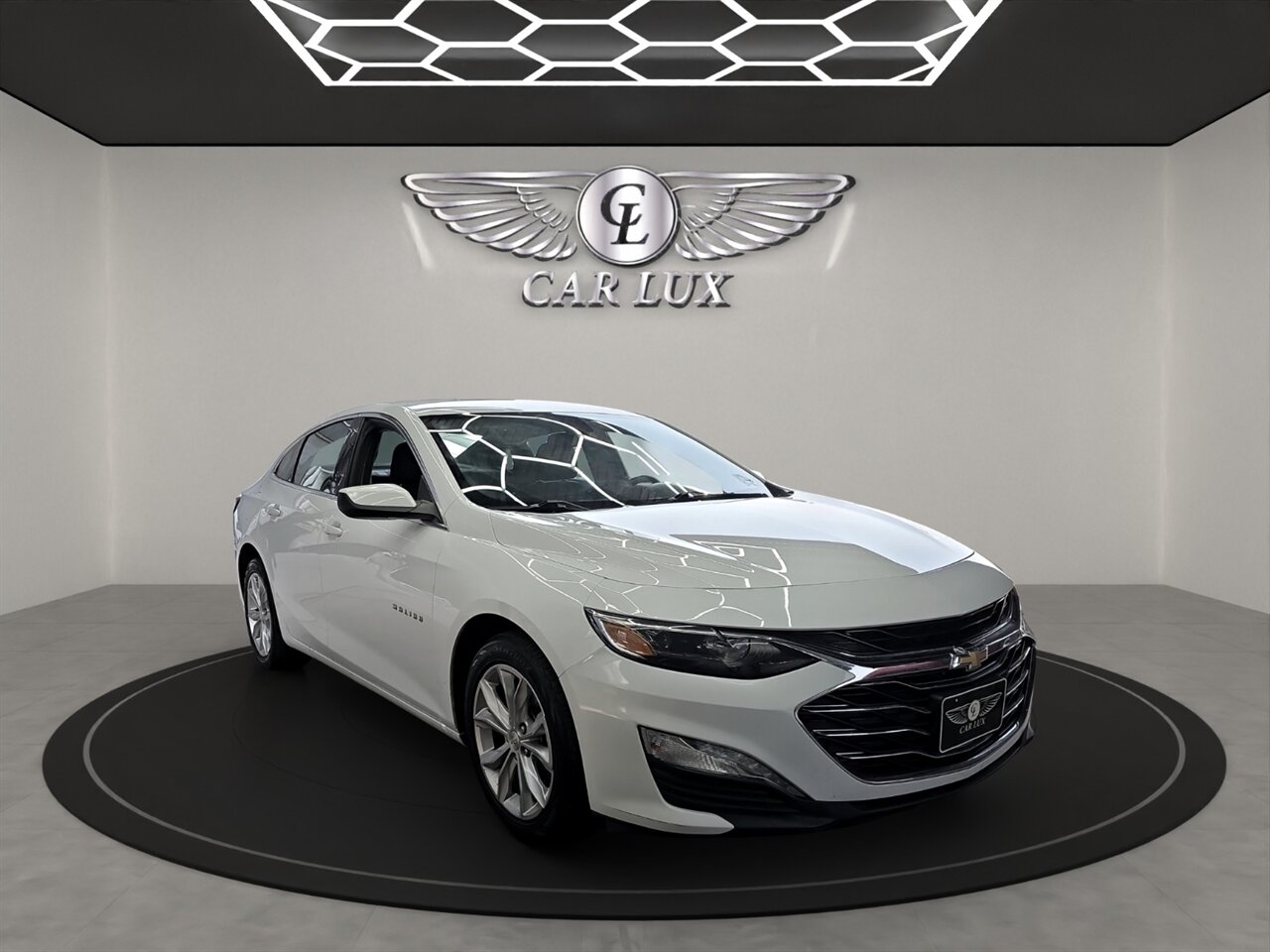 2019 Chevrolet Malibu LT - Photo 1 - Lennox, CA 90304