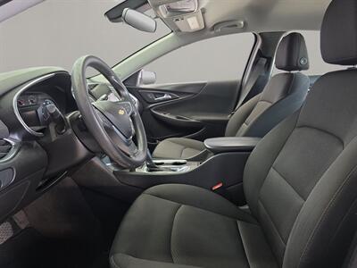 2019 Chevrolet Malibu LT   - Photo 9 - Lennox, CA 90304