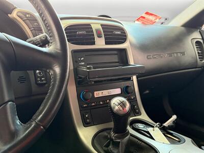 2005 Chevrolet Corvette   - Photo 11 - Lennox, CA 90304