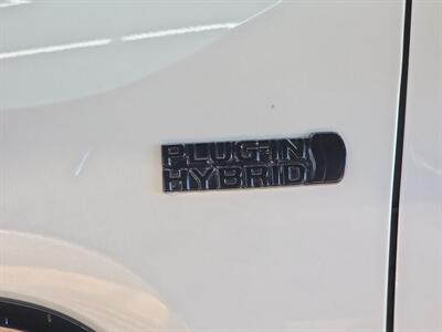 2024 Toyota RAV4 Prime XSE - Photo 32 - Lennox, CA 90304