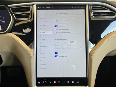 2016 Tesla Model S 90D   - Photo 23 - Lennox, CA 90304