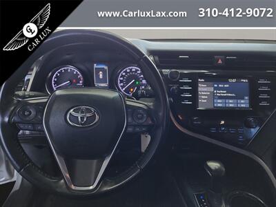 2019 Toyota Camry SE   - Photo 11 - Lennox, CA 90304