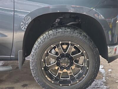 2020 Chevrolet Silverado 1500 LT   - Photo 24 - Lennox, CA 90304