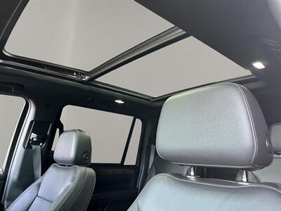 2021 Chevrolet Suburban Z71   - Photo 20 - Lennox, CA 90304