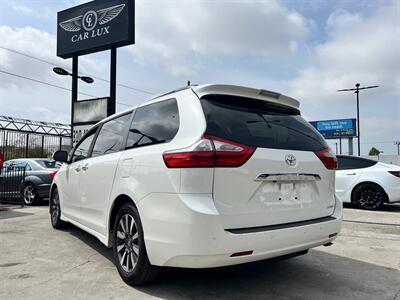 2018 Toyota Sienna Limited Premium 7-Pa   - Photo 7 - Lennox, CA 90304