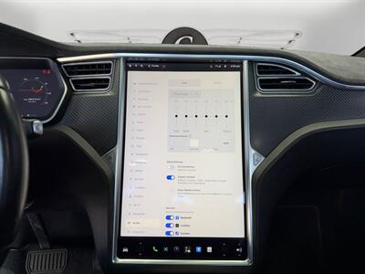 2017 Tesla Model X 75D   - Photo 29 - Lennox, CA 90304