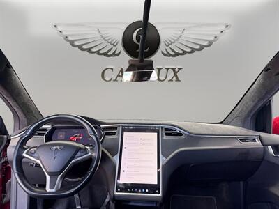 2017 Tesla Model X 75D   - Photo 11 - Lennox, CA 90304