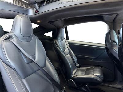 2017 Tesla Model X 75D   - Photo 14 - Lennox, CA 90304