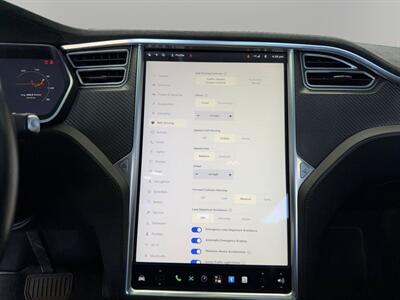 2017 Tesla Model X 75D   - Photo 24 - Lennox, CA 90304