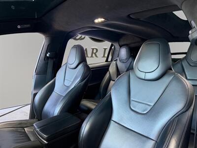 2017 Tesla Model X 75D   - Photo 9 - Lennox, CA 90304