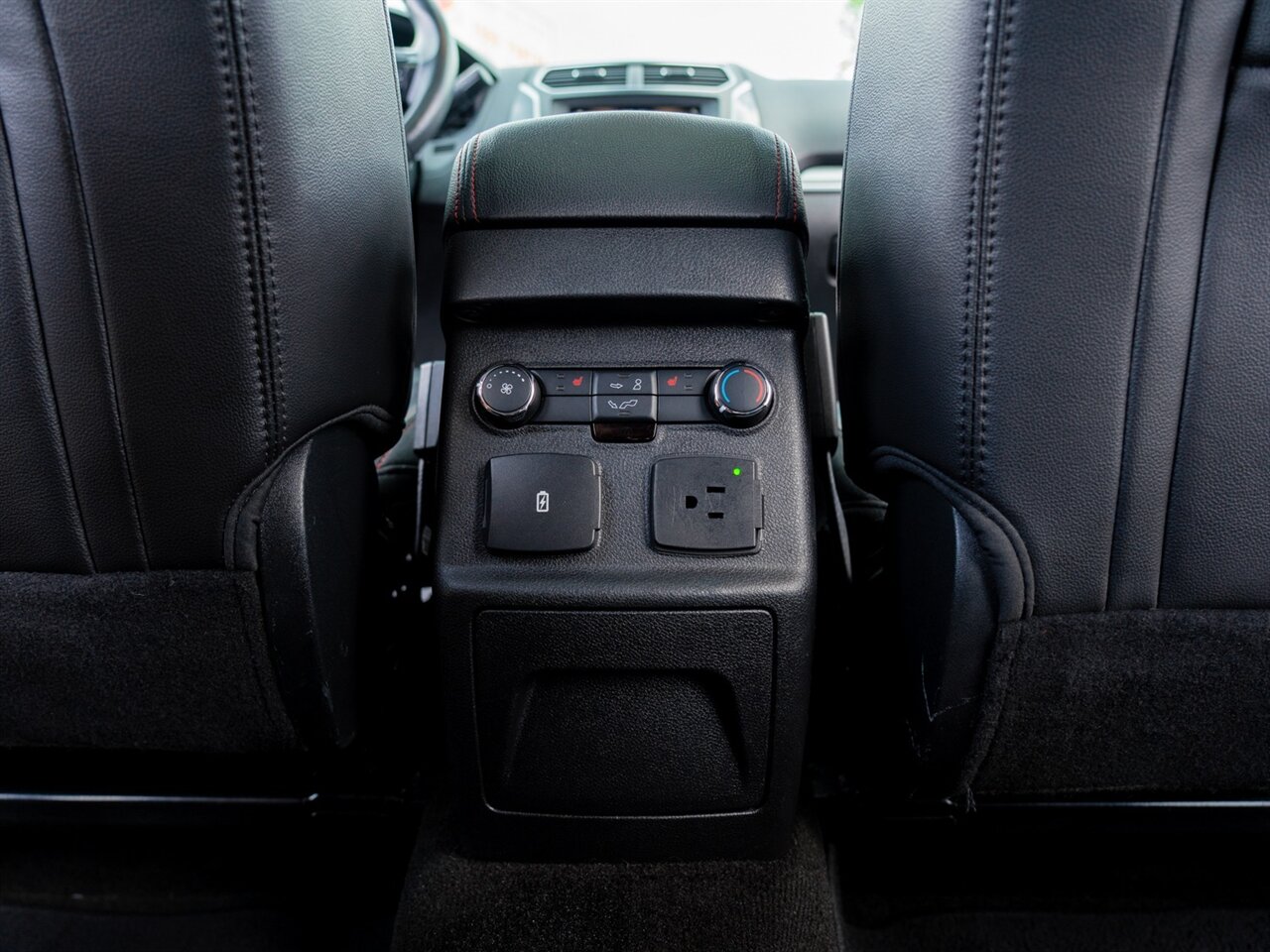 2018 Ford Explorer Sport - Photo 26 - Washington, MI 48094