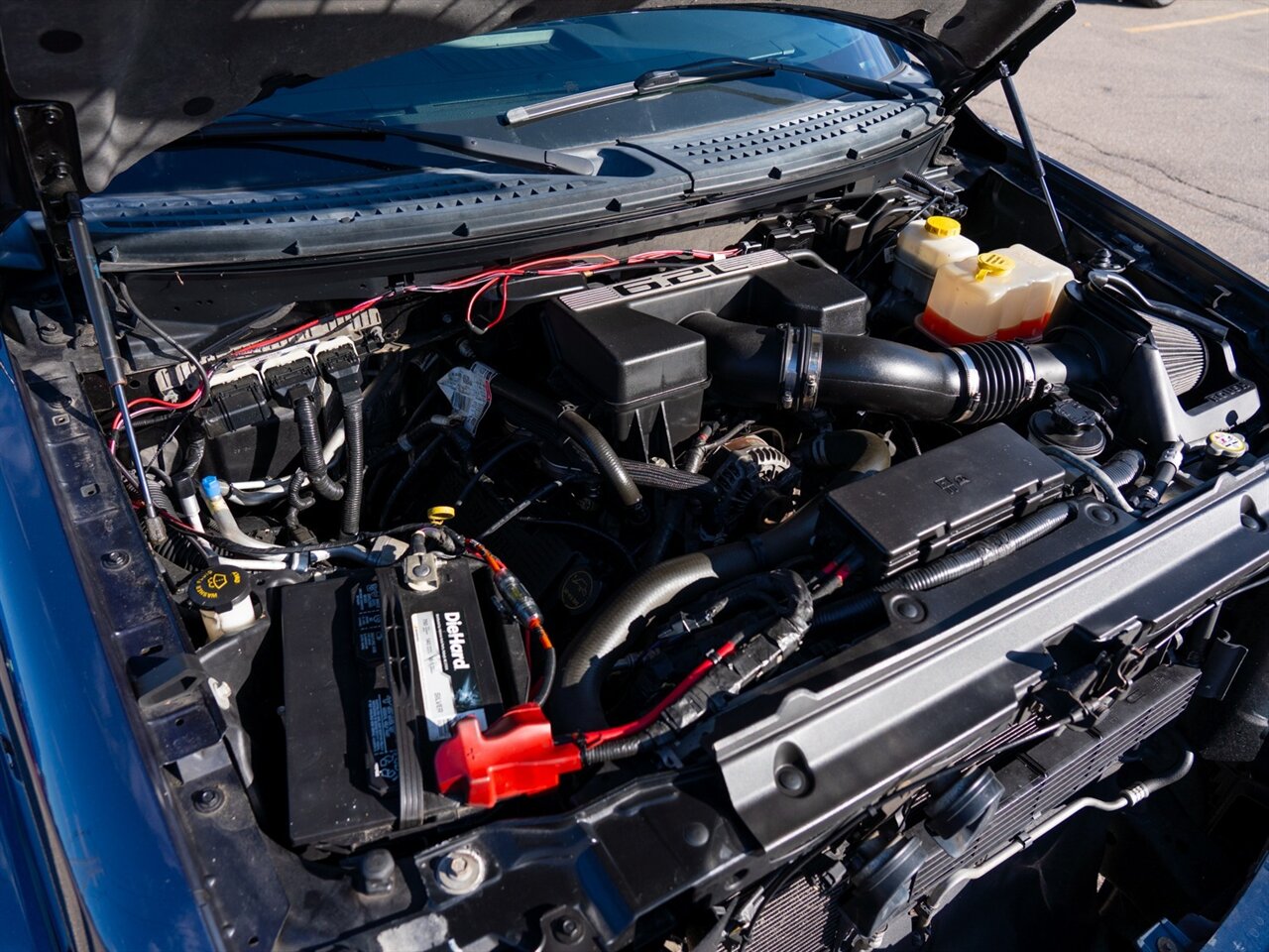 2014 Ford F-150 XLT - Photo 16 - Washington, MI 48094