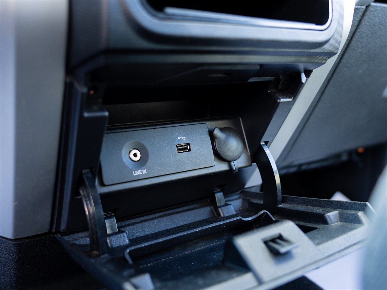 2014 Ford F-150 XLT - Photo 36 - Washington, MI 48094