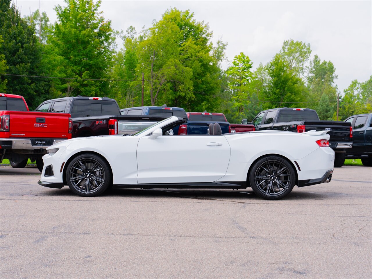 2017 Chevrolet Camaro ZL1   - Photo 2 - Washington, MI 48094