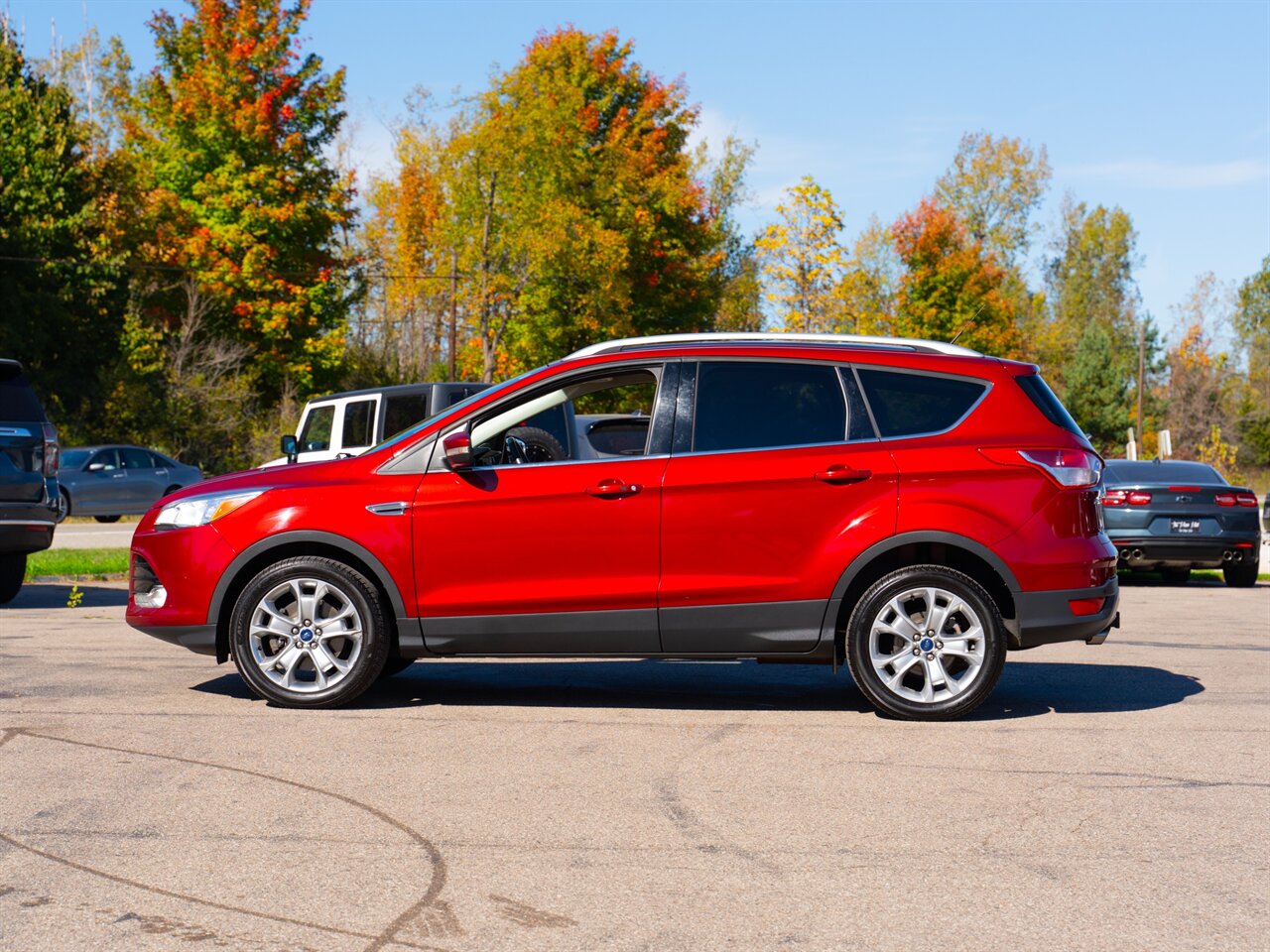 2016 Ford Escape Titanium   - Photo 8 - Washington, MI 48094