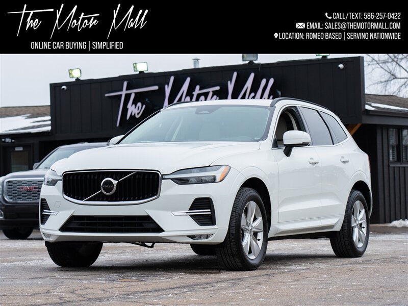 2022 Volvo XC60 B5 Momentum  