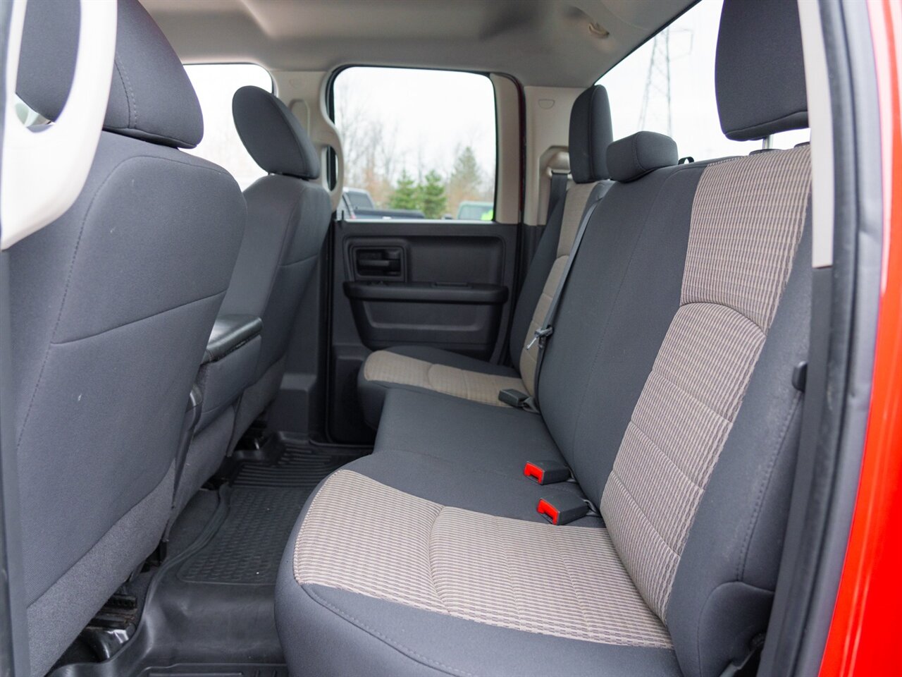 2012 RAM 1500 Express - Photo 21 - Washington, MI 48094