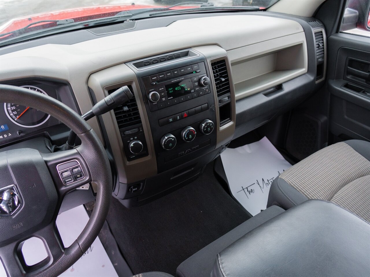 2012 RAM 1500 Express - Photo 31 - Washington, MI 48094