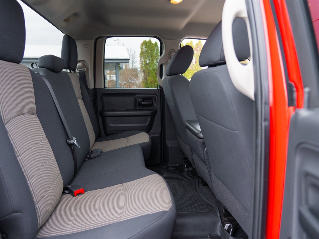 2012 RAM 1500 Express - Photo 20 - Washington, MI 48094