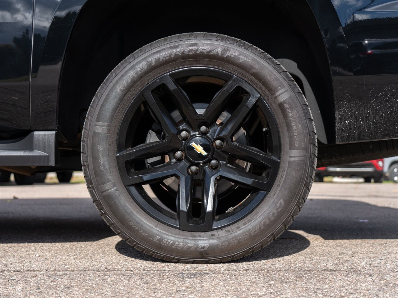 2019 Chevrolet Suburban LT - Photo 49 - Washington, MI 48094