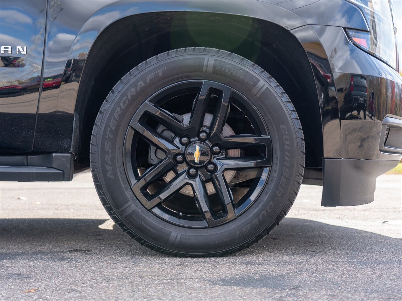 2019 Chevrolet Suburban LT - Photo 47 - Washington, MI 48094