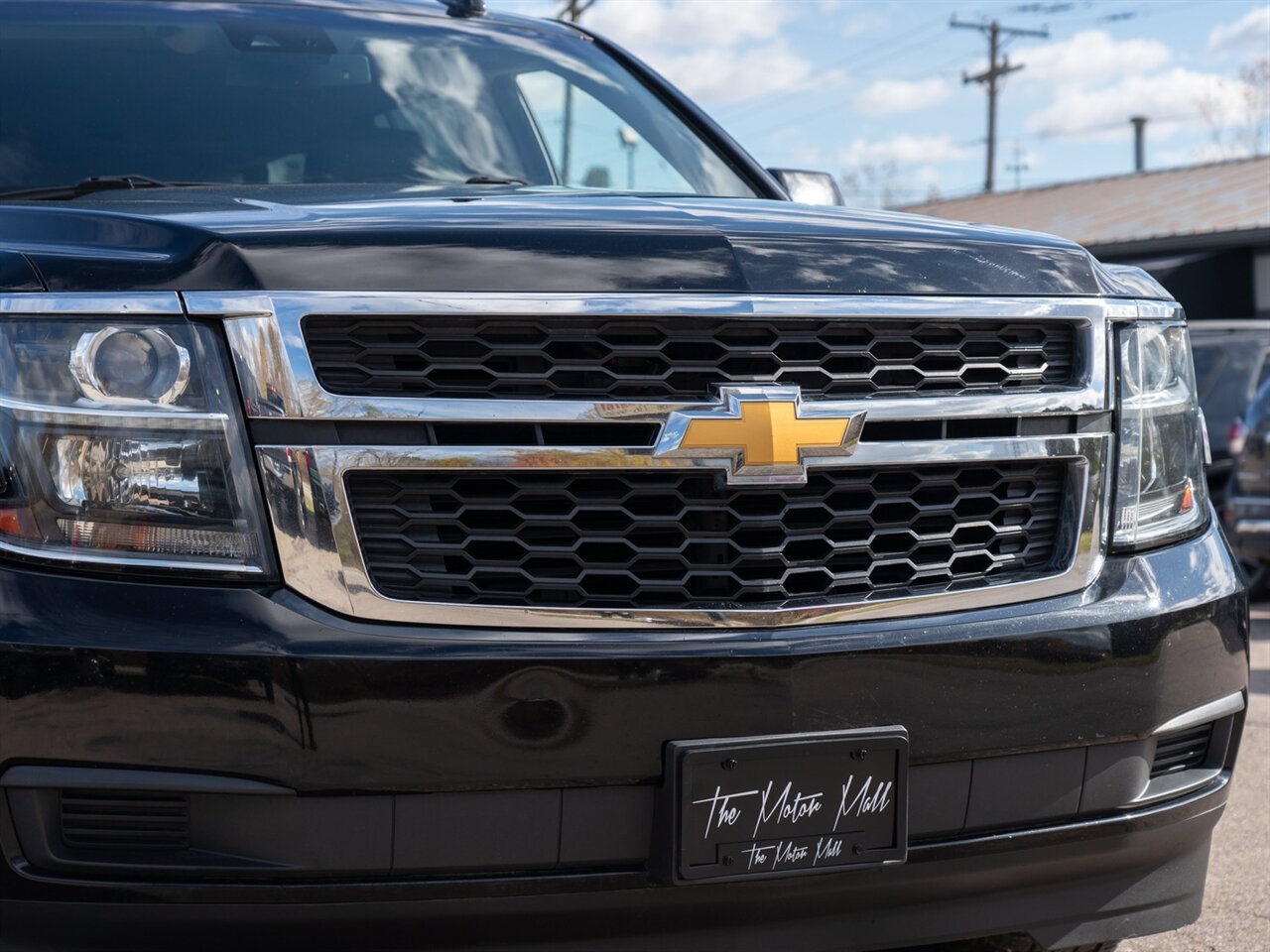 2019 Chevrolet Suburban LT - Photo 9 - Washington, MI 48094