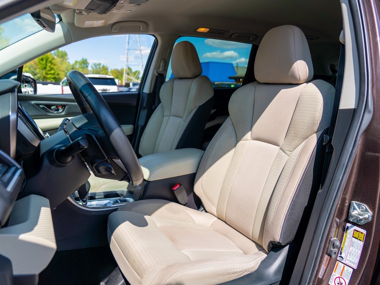 2019 Subaru Ascent Premium 7-Passenger   - Photo 16 - Washington, MI 48094