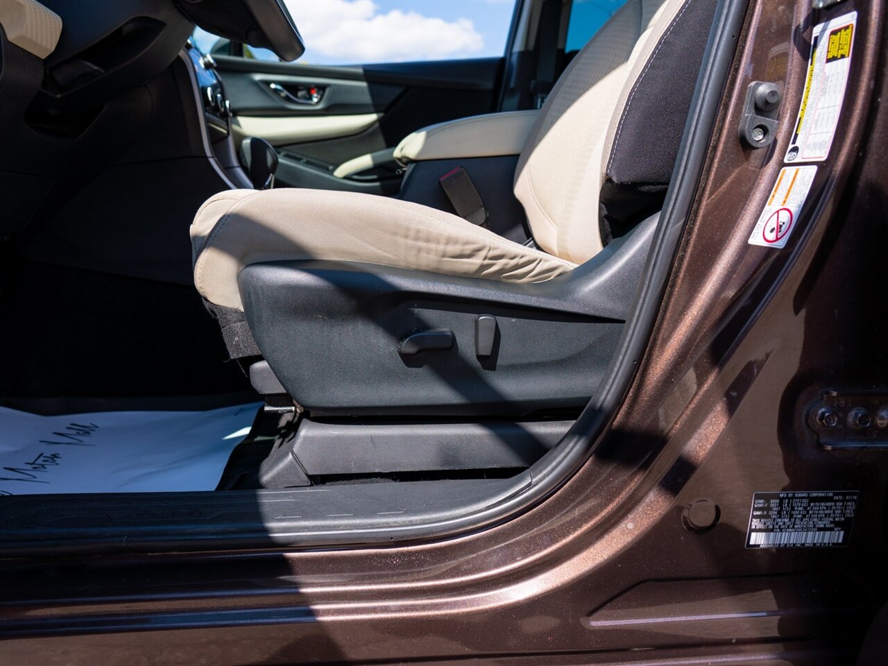 2019 Subaru Ascent Premium 7-Passenger   - Photo 15 - Washington, MI 48094