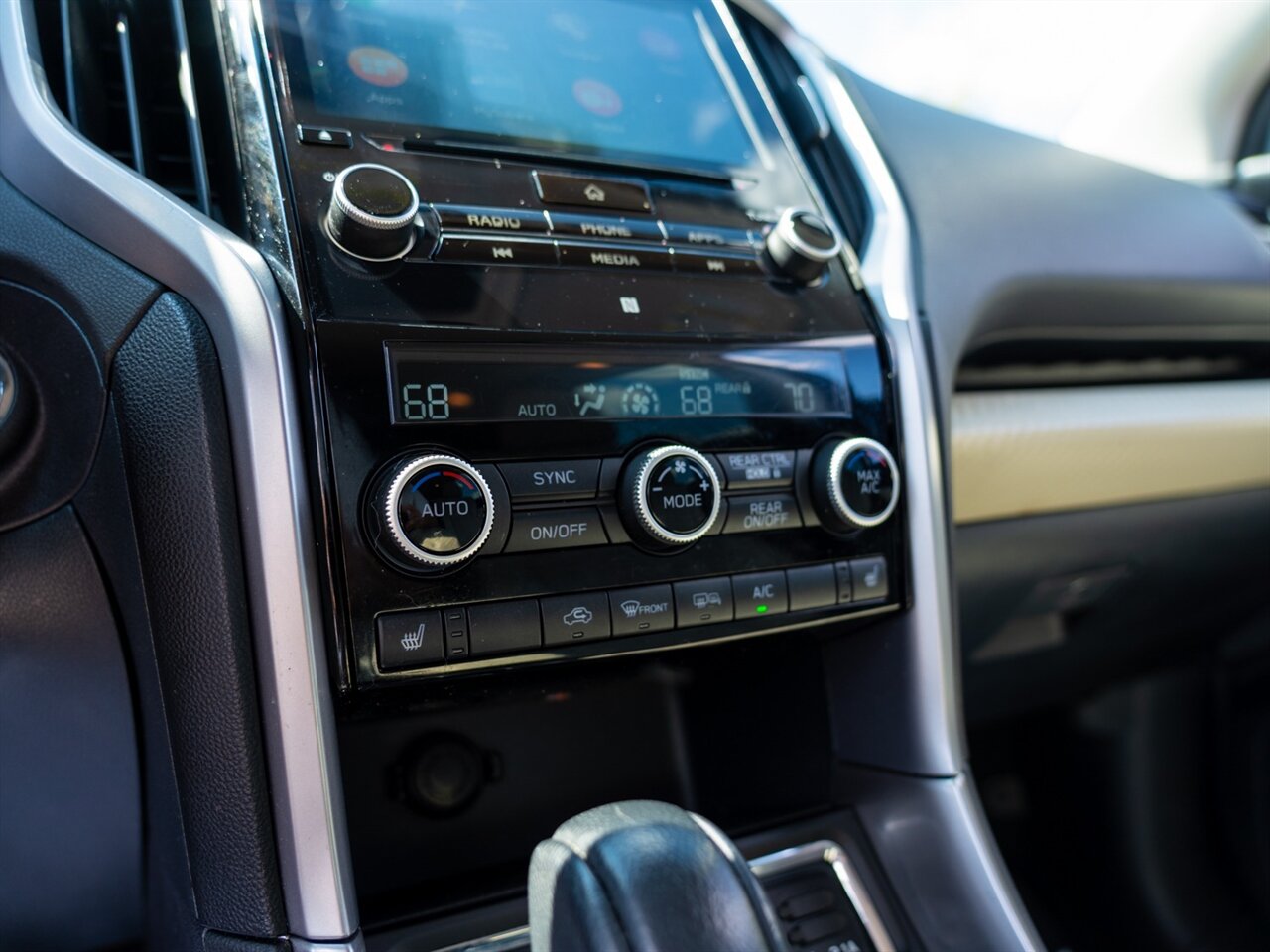 2019 Subaru Ascent Premium 7-Passenger   - Photo 32 - Washington, MI 48094