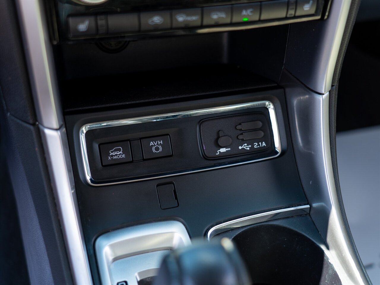 2019 Subaru Ascent Premium 7-Passenger   - Photo 38 - Washington, MI 48094