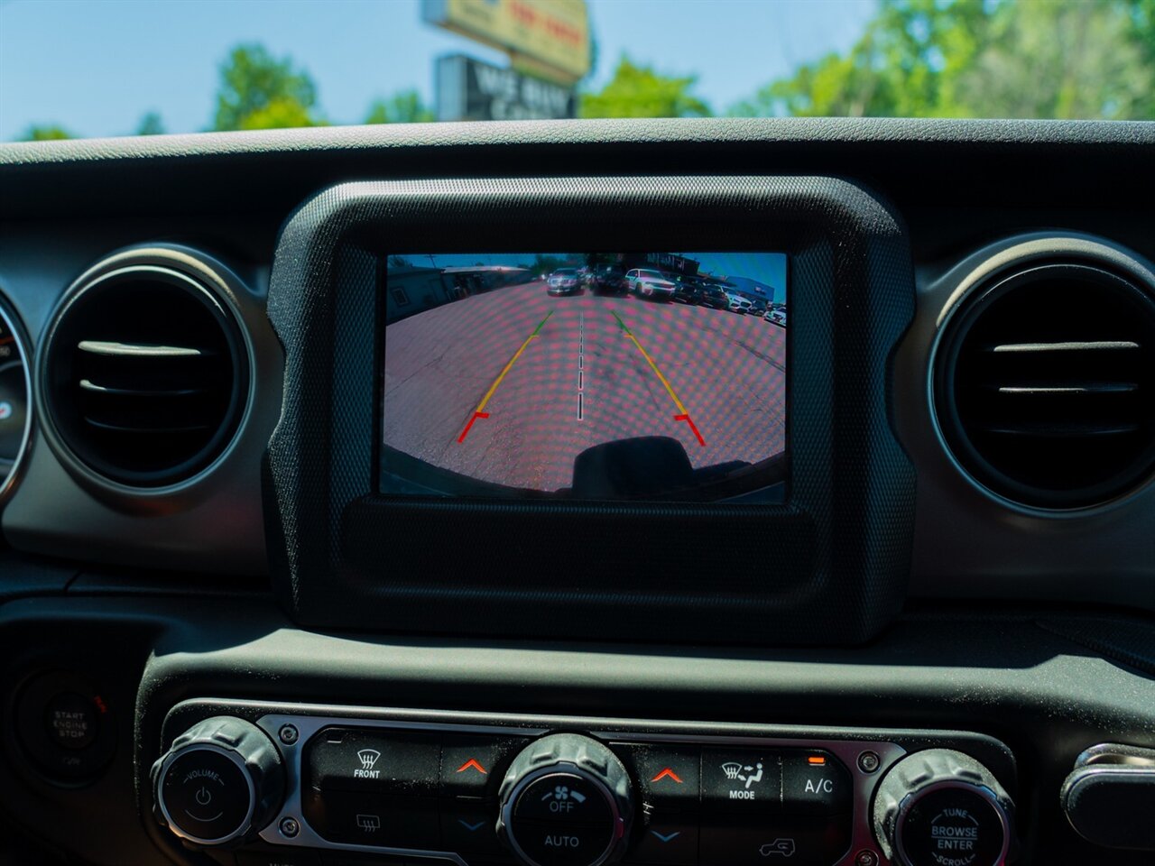 2018 Jeep Wrangler Unlimited Sport S - Photo 29 - Washington, MI 48094