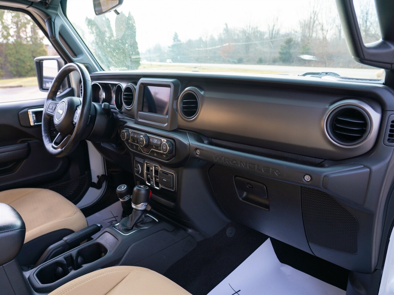 2022 Jeep Wrangler Unlimited Willys   - Photo 18 - Washington, MI 48094
