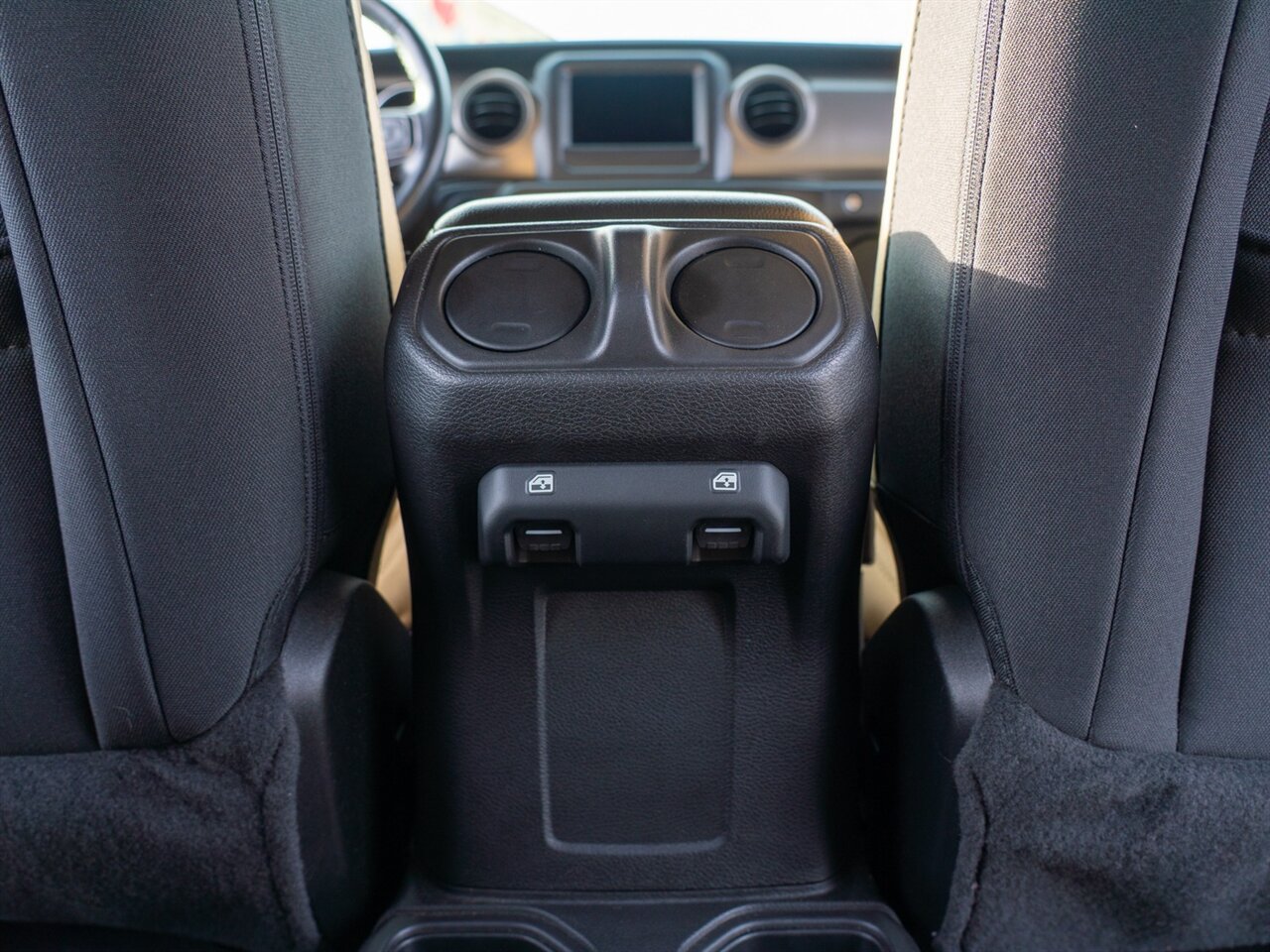 2022 Jeep Wrangler Unlimited Willys   - Photo 22 - Washington, MI 48094