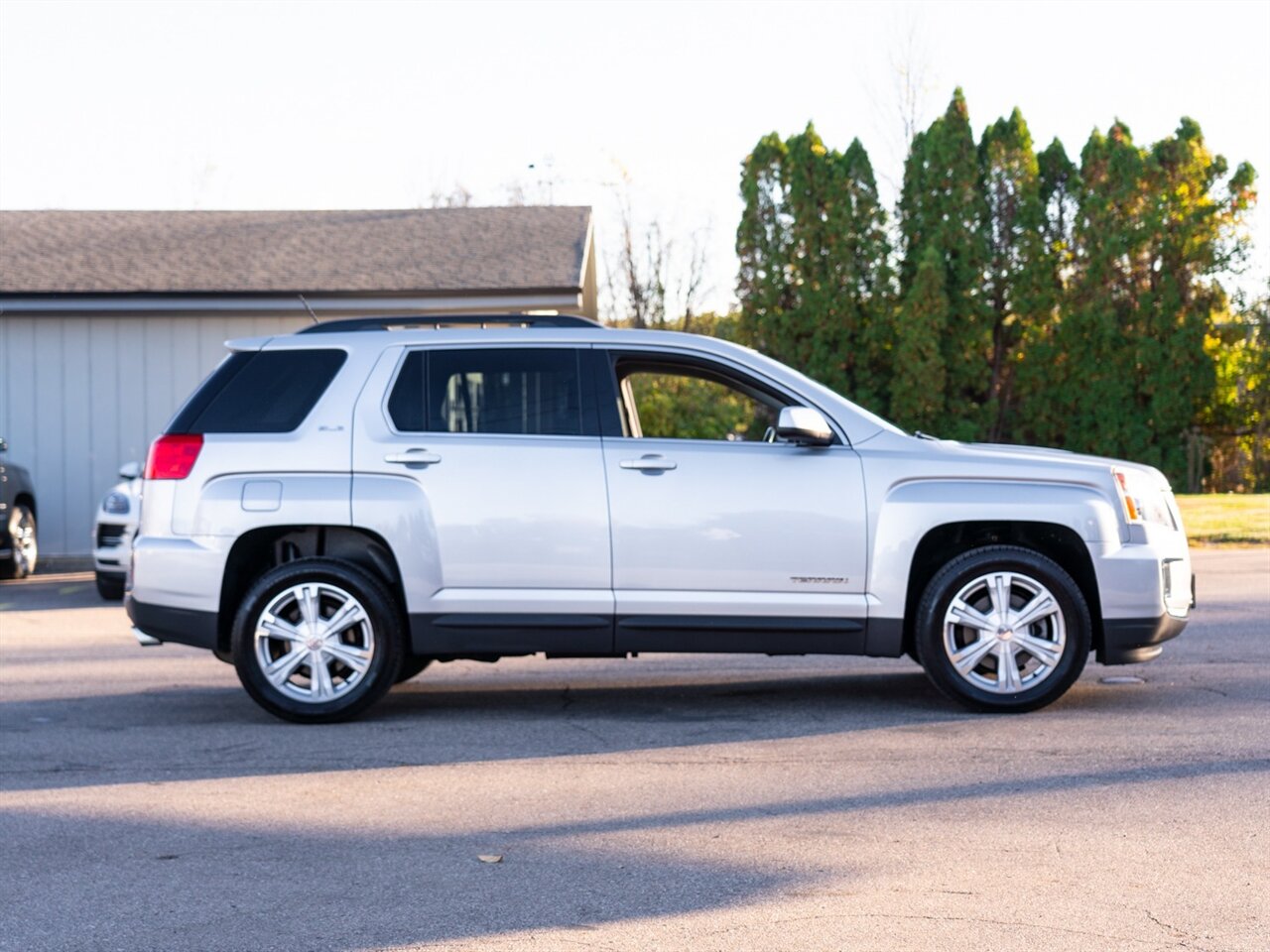 2017 GMC Terrain SLE-2   - Photo 4 - Washington, MI 48094