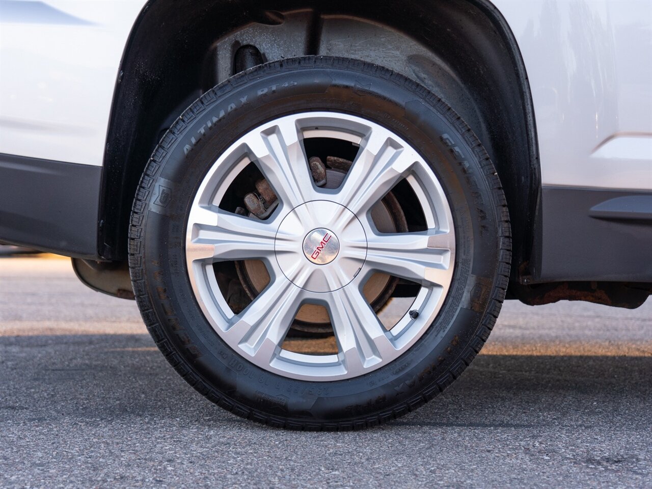 2017 GMC Terrain SLE-2   - Photo 44 - Washington, MI 48094