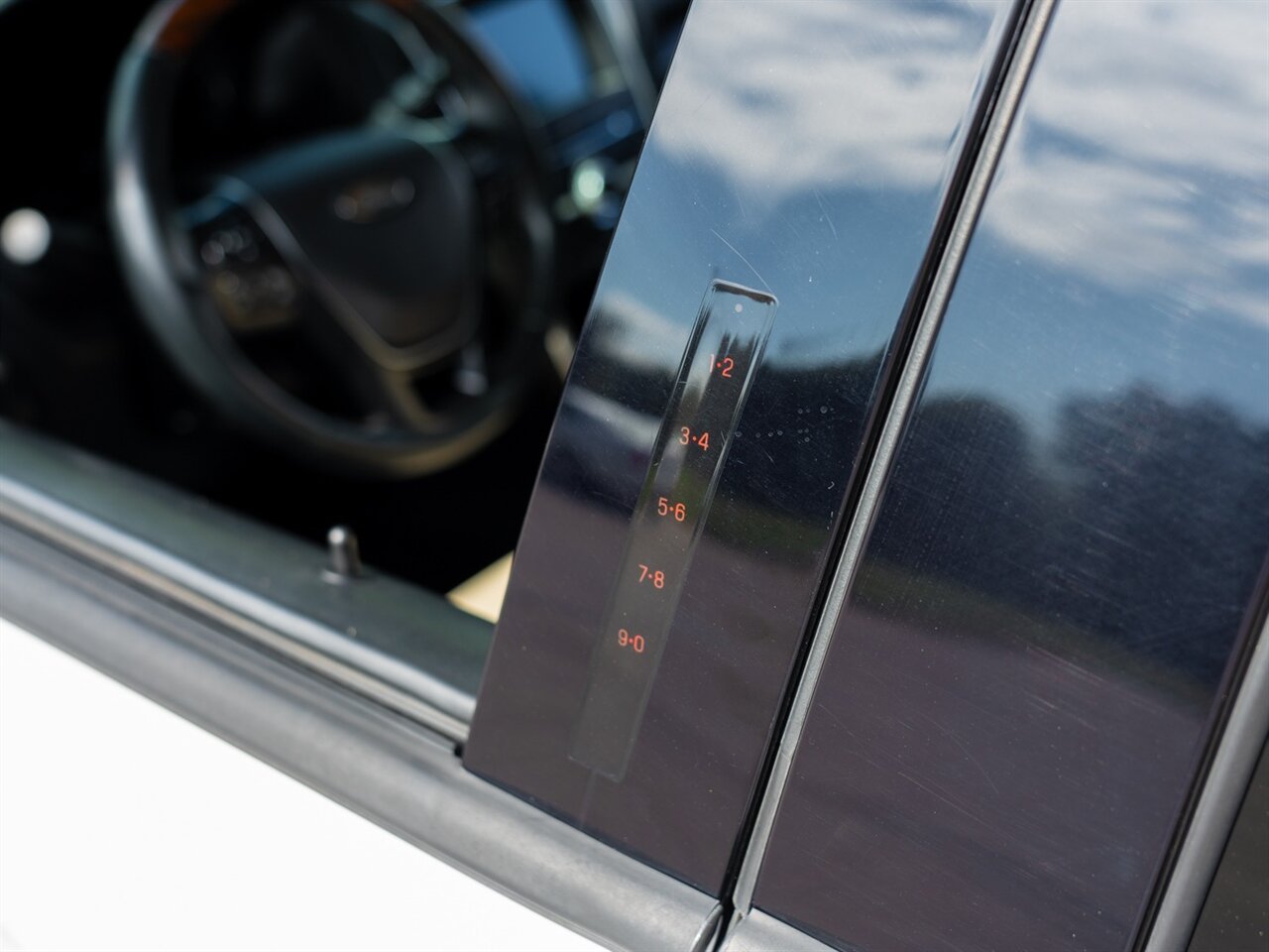 2017 Ford Explorer Platinum - Photo 12 - Washington, MI 48094