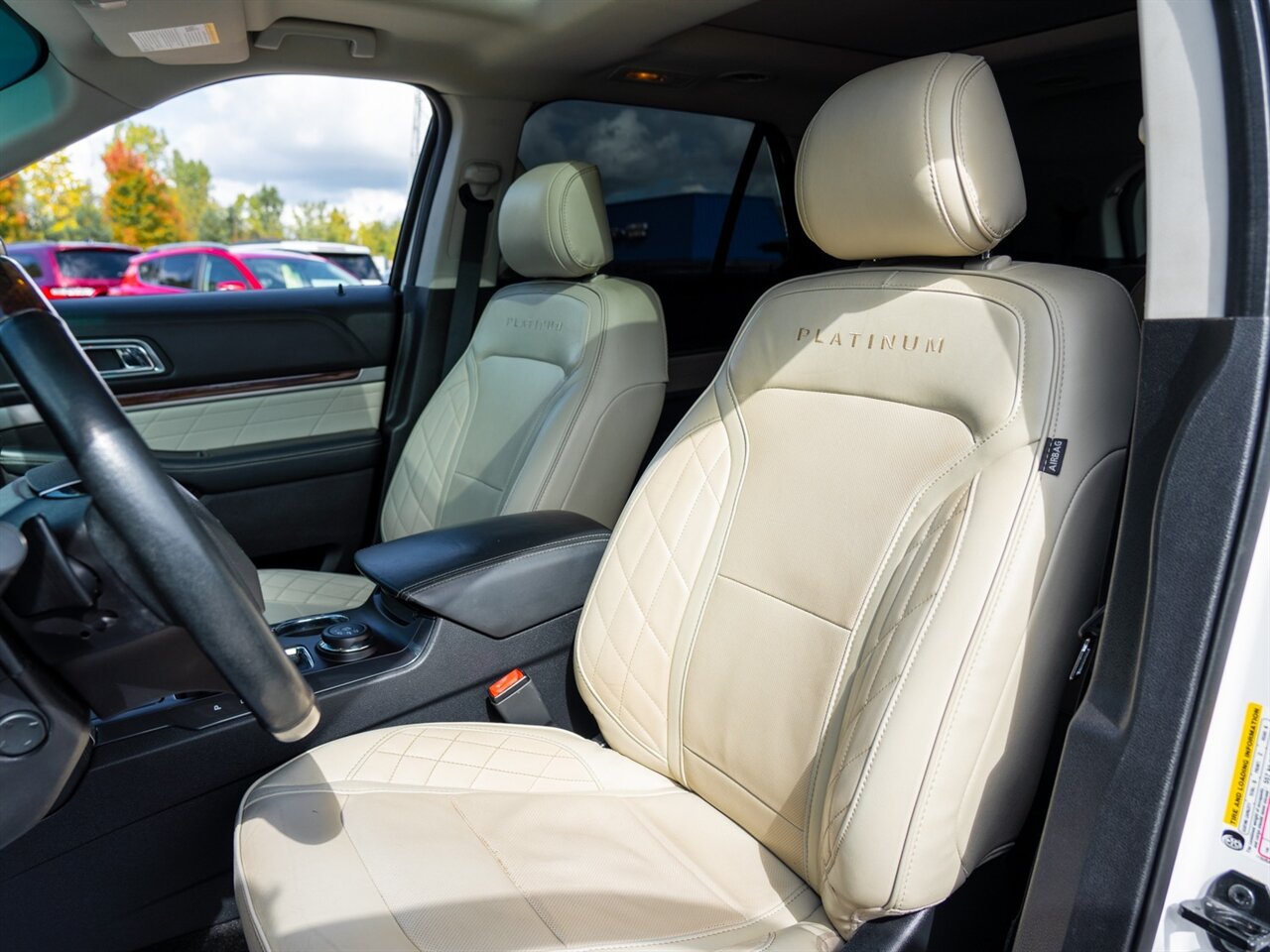 2017 Ford Explorer Platinum - Photo 18 - Washington, MI 48094