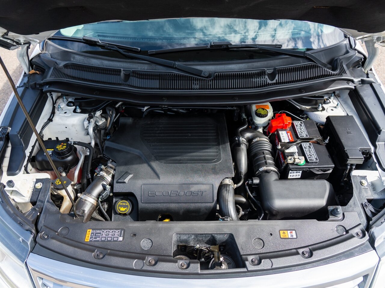 2017 Ford Explorer Platinum - Photo 14 - Washington, MI 48094