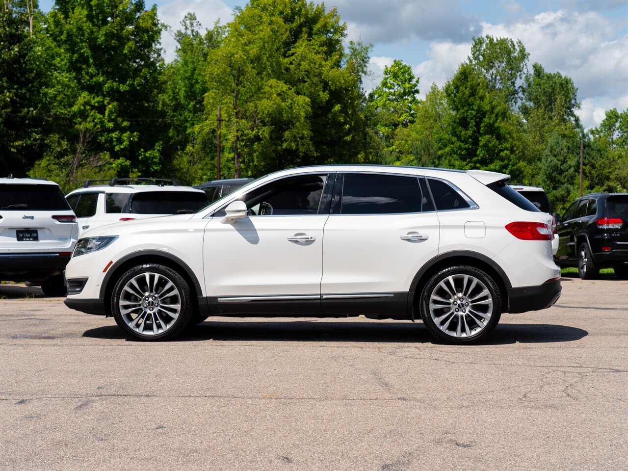 2016 Lincoln MKX Reserve photo 8