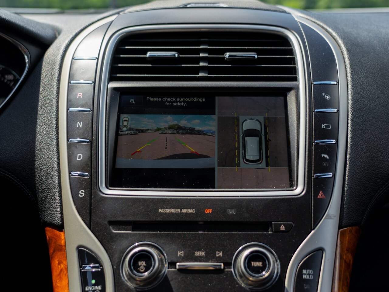2016 Lincoln MKX Reserve photo 28