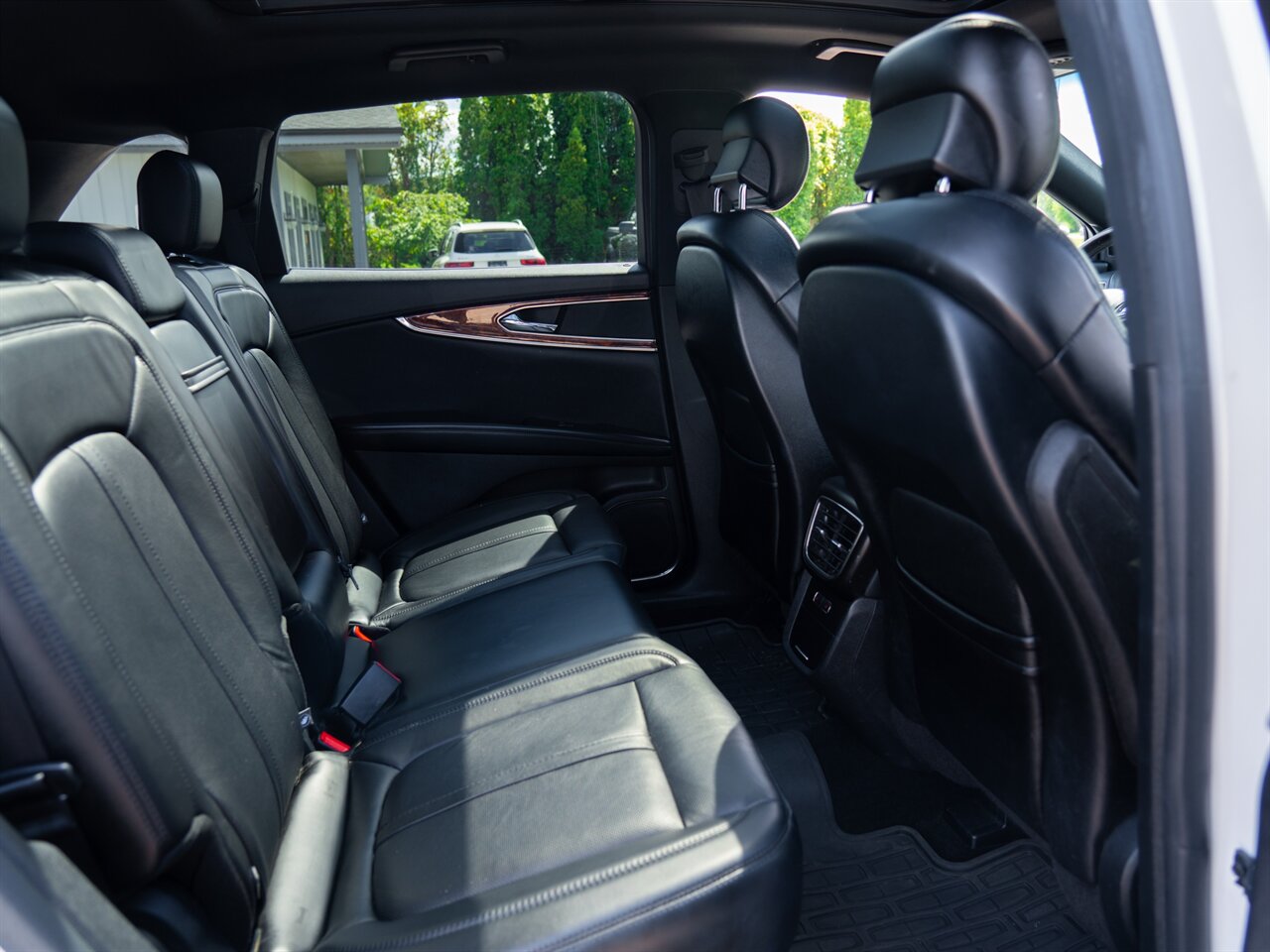 2016 Lincoln MKX Reserve photo 19