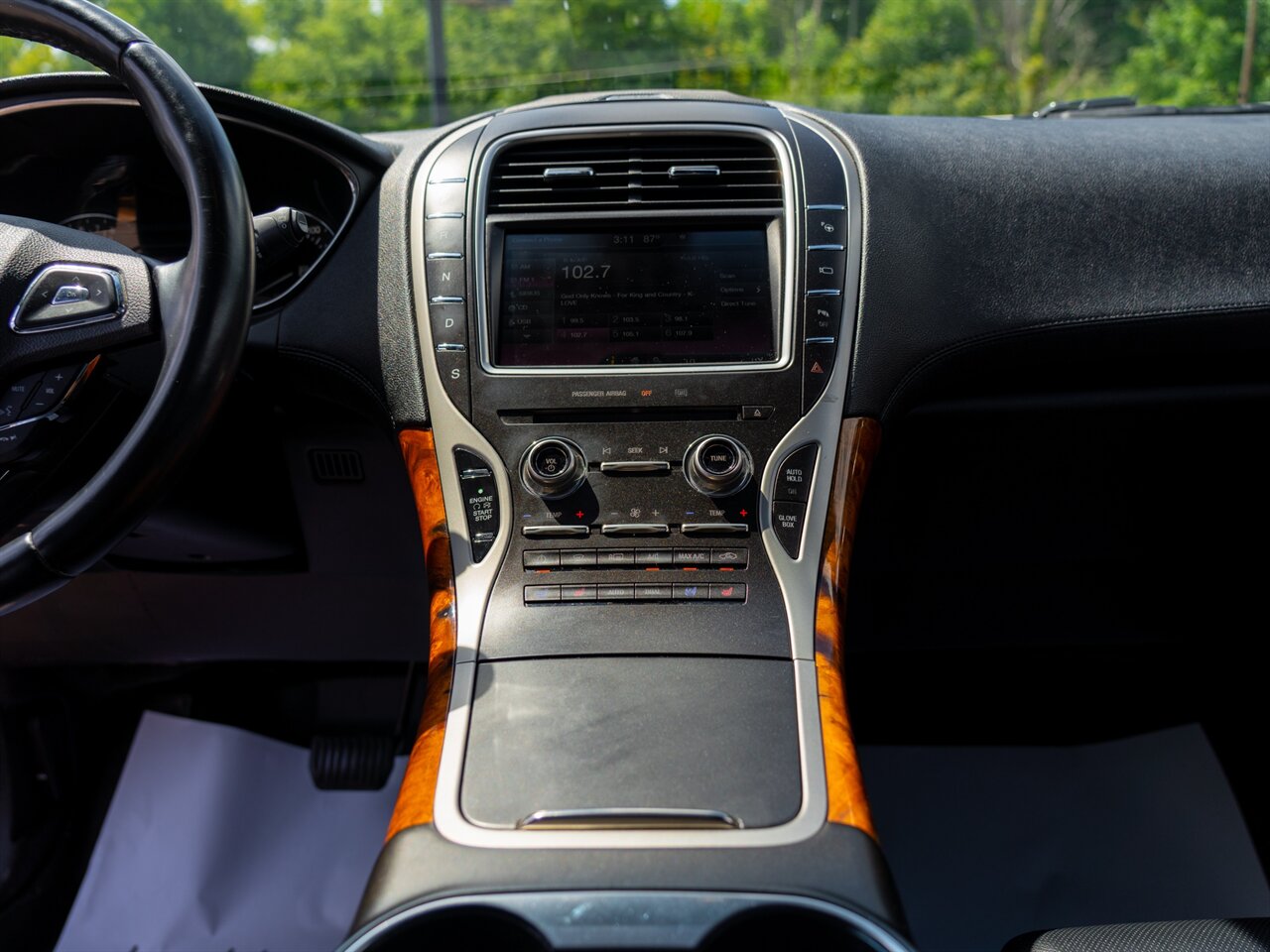2016 Lincoln MKX Reserve photo 30